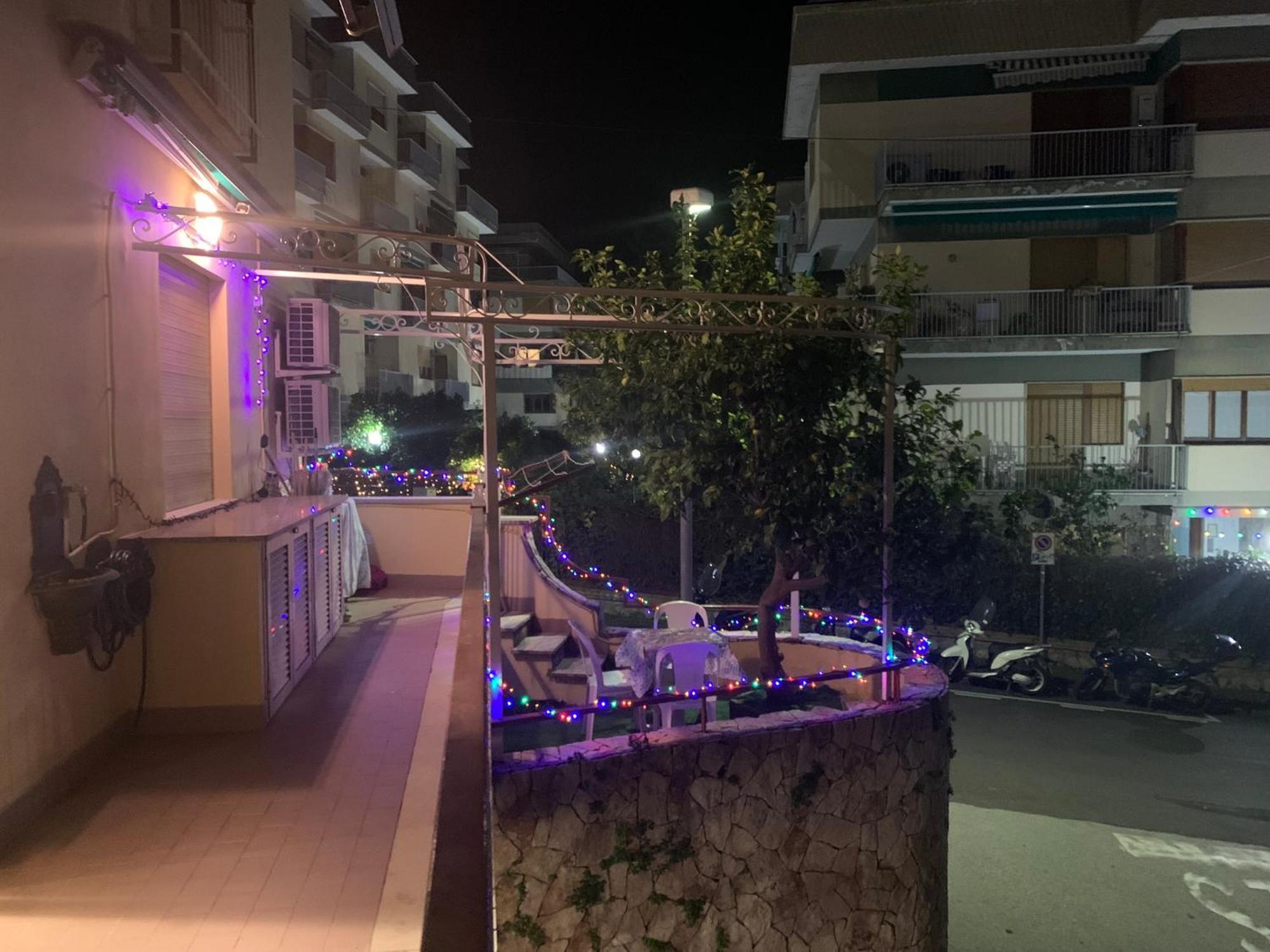 Treehouse Sorrento Apartment Exterior photo